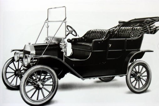 Sin lugar a dudas, uno de los vehículos con mayor historia en la cochera de Musk (Foto: Ford Model T/Instagram)
