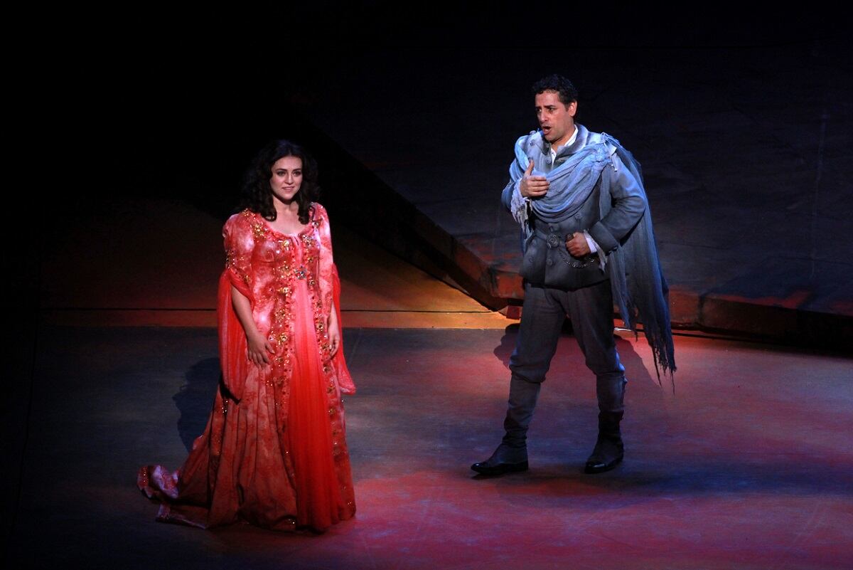 Juan Diego Flórez y Venera Gimadieva en la ópera Romeo y Julieta, durante su presentación en el Gran Teatro Nacional. Lima, 16/11/2014 (GEC Archivo)