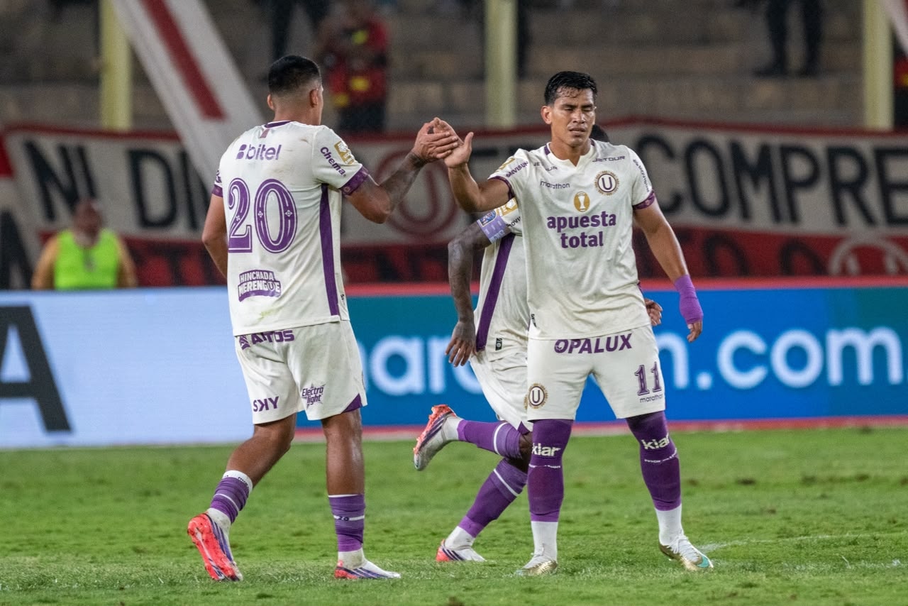 Alex Valera evita la caída de Universitario con dos goles ante Melgar. (Fotos: Paloma del Solar / @photo.gec)