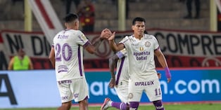 Alex Valera evita la caída de Universitario con dos goles ante Melgar. (Fotos: Paloma del Solar / @photo.gec)