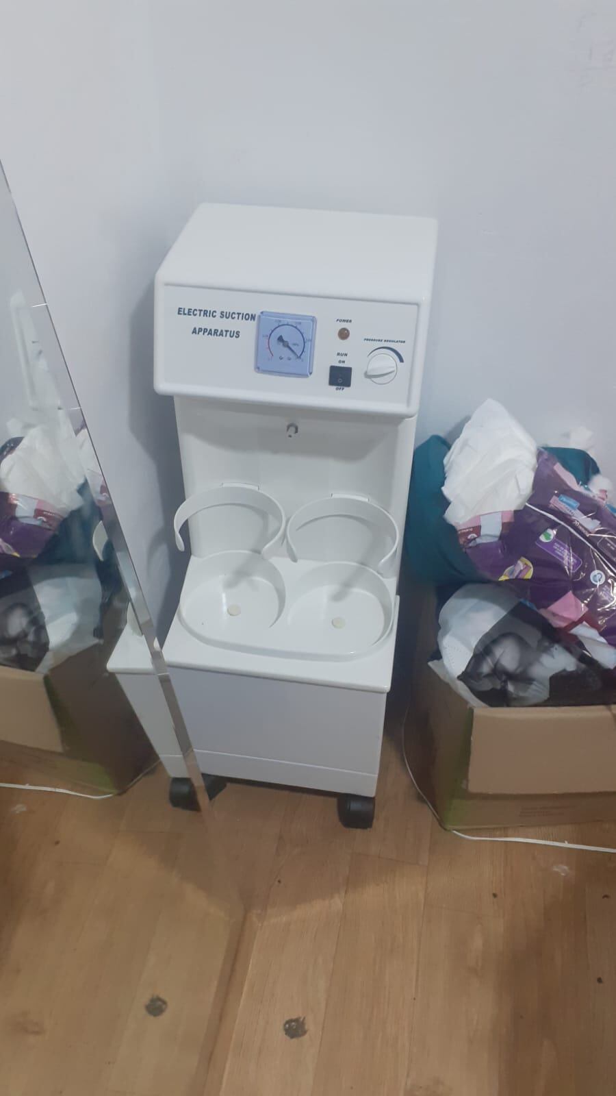 Milagros Fernández Aulla (27) fue a un mercado para que le hagan unos masajes y le practicaron una liposucción. Días después, falleció de infección generalizada. La 'falsa cosmiatra' Hermelinda Machoa Tamani, fue detenida en su fiesta de cumpleaños. (foto: TROME)