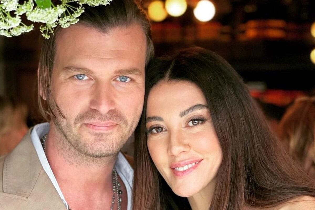 Kıvanç Tatlıtuğ y su esposa Başak Dizer (Foto: Kıvanç Tatlıtuğ/Instagram)