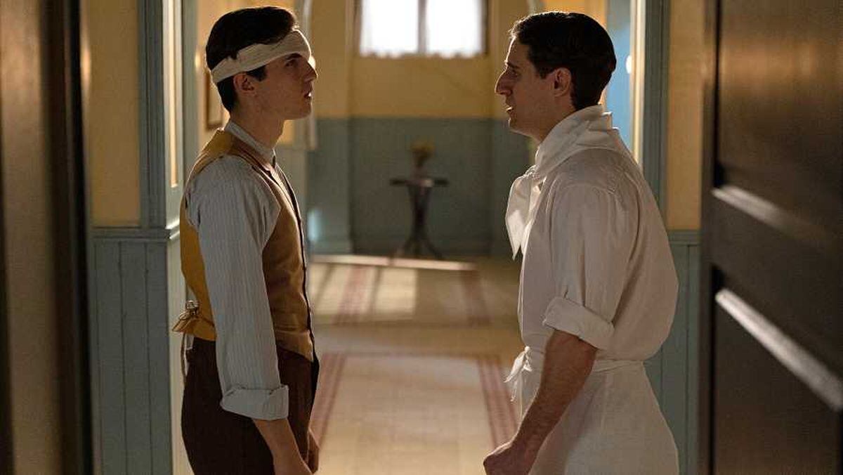 Salvador y Lope discuten por los regalos de María Fernández (Foto: RTVE)