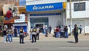 Chiclayo: Asaltante se dispara dentro de agencia de la Caja Piura para no ser detenido | VIDEO
