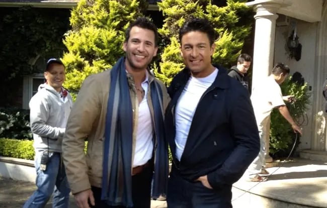 Fernando Colunga y Jorge Aravena entre grabaciones de "Porque el amor manda" (Foto: Twitter)