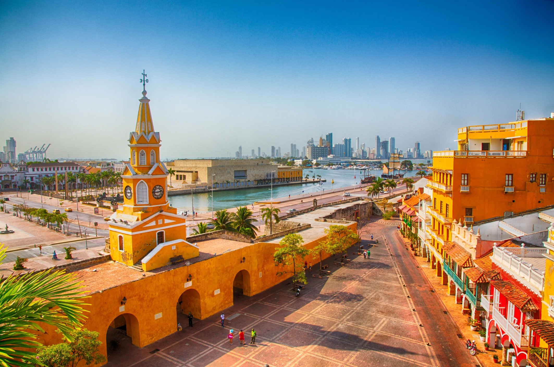 Cartagena de Indias, “La Perla Colonial de Colombia”