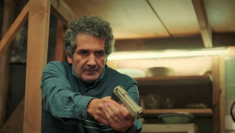 Orhan defiende a su familia en la telenovela "Hermanos" (Foto: NG Medya)