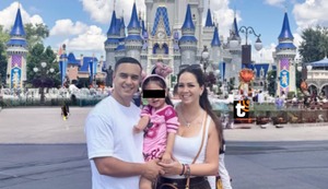Melissa Klug y Jesús Barco estuvieron en Disney junto con su pequeña hija