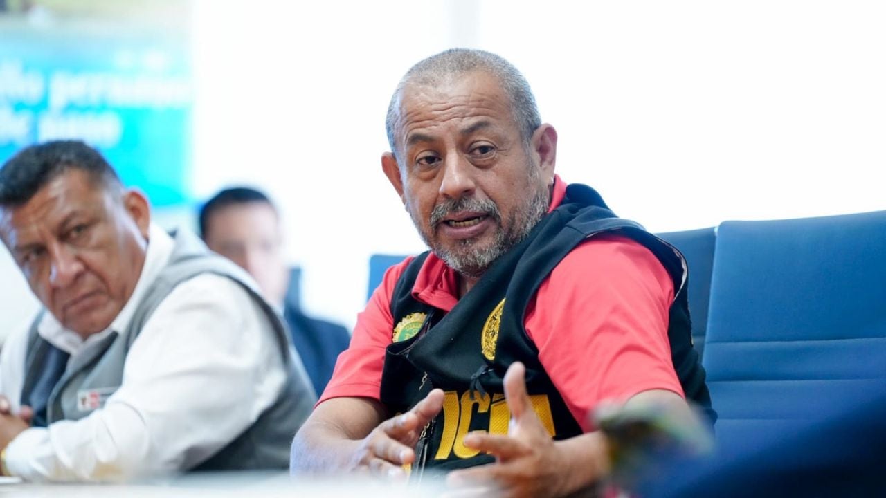 Merecido ascenso de Víctor Revoredo. (@photo.gec)