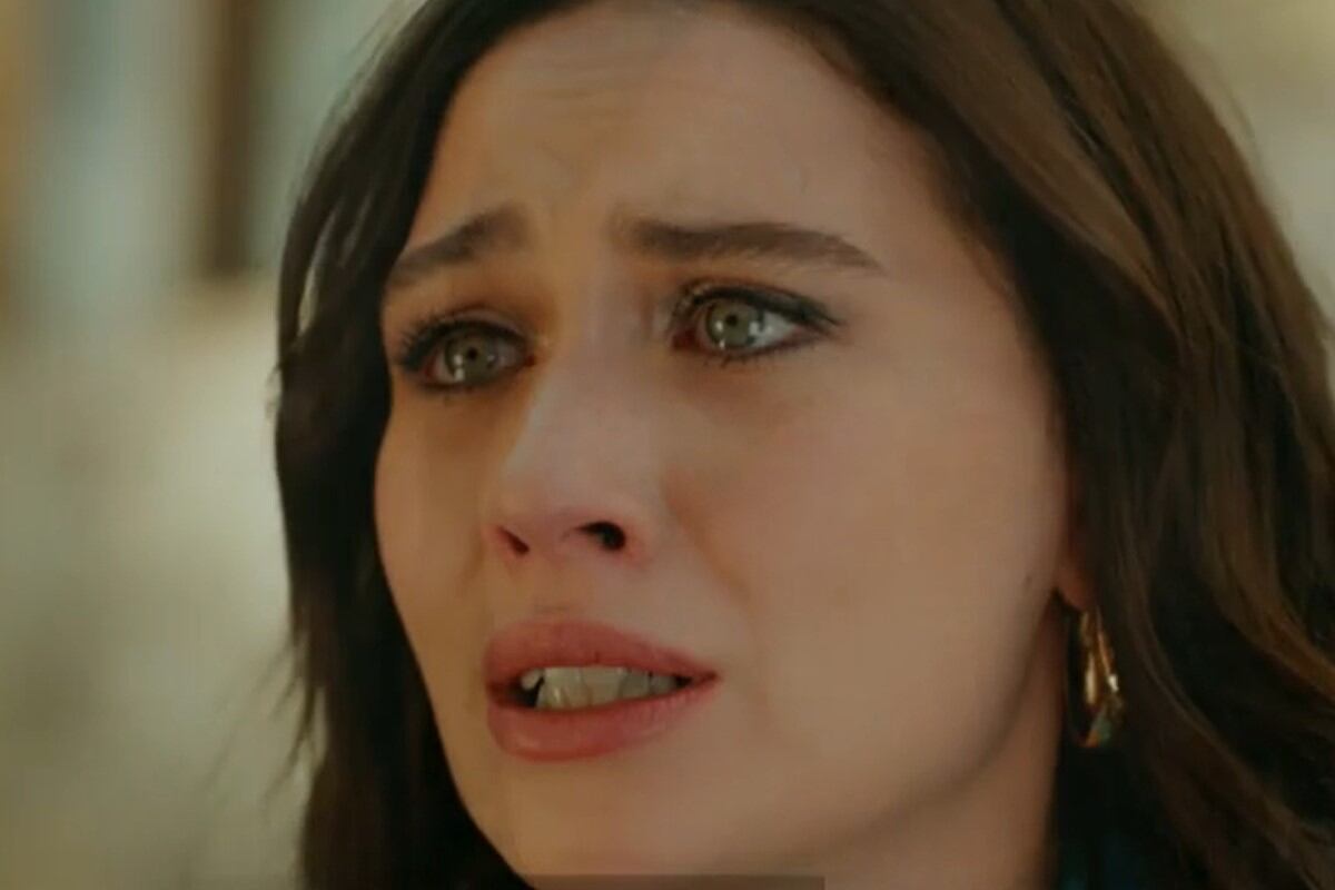 La actriz İlayda Çevik como Betül Arcan Yaman en la telenovela turca "Tierra amarga" (Foto: Tims & B Productions)