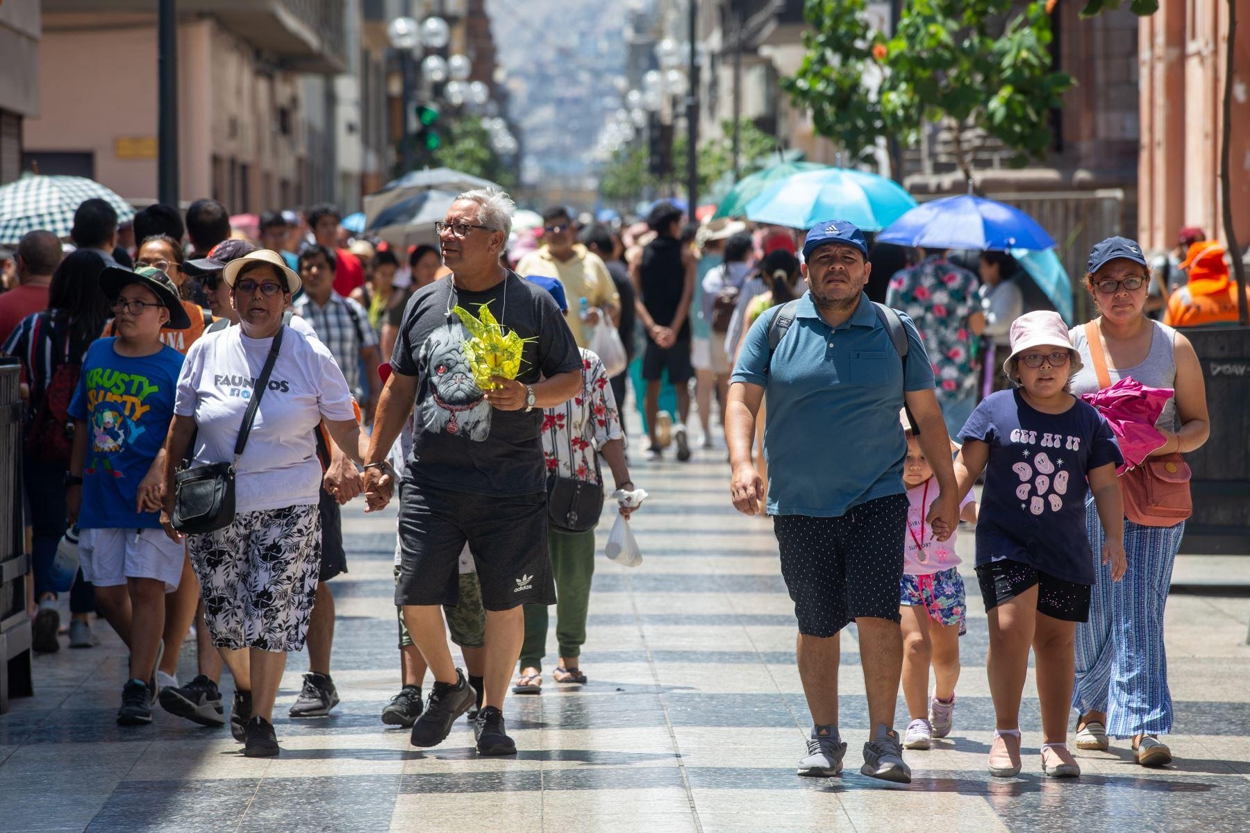 El incremento de las temperaturas en Lima Metropolitana estará acompañado de mayor brillo solar y radiación ultravioleta durante el mediodía. (Fuente: Andina)
