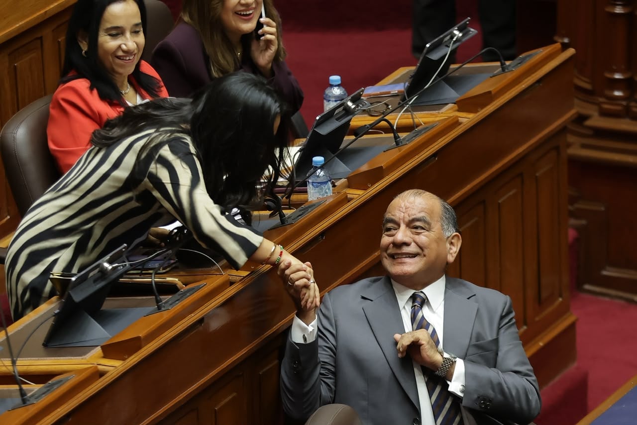 ¡Se salvó Astudillo! Censura al ministro del Interior se cayó tras retiro de firmas de tres diputados de Obras