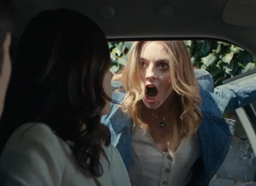 Tras perder el control, Derin ataca a Asya y Ali (Foto: Medyapım)