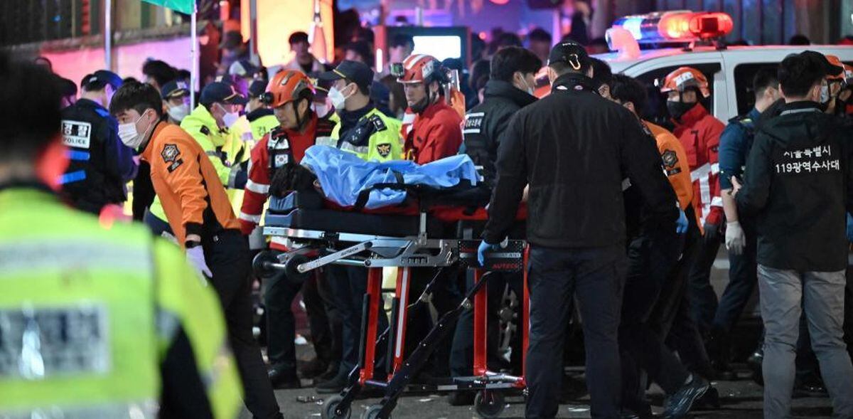 Algunos heridos fueron traslados de emergencia a hospitales (Foto: AFP)