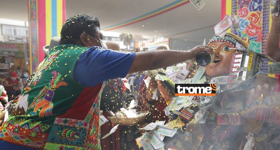 La fiesta de ekeko tiene mucha tradición en el altiplano peruano-boliviano y también se celebra en Lima. (Foto: Trome / Britanie Arroyo)