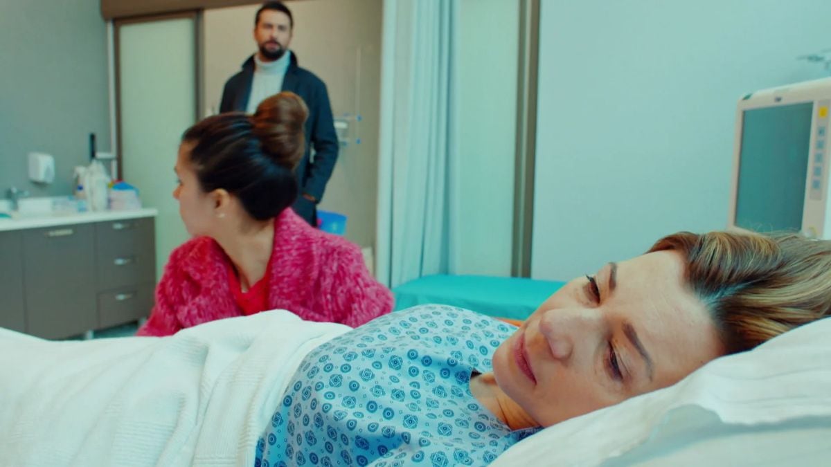 Zerrín es internada de emergencia (Foto: Med Yapim)