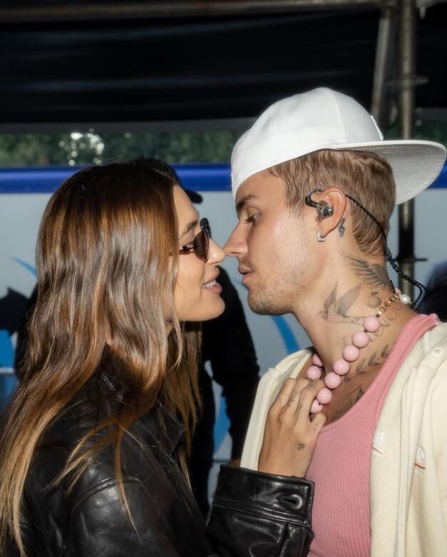 La química entre ellos se puede ver en las fotos que comparten en redes sociales. ( Foto: @justinbieber / Instagram)