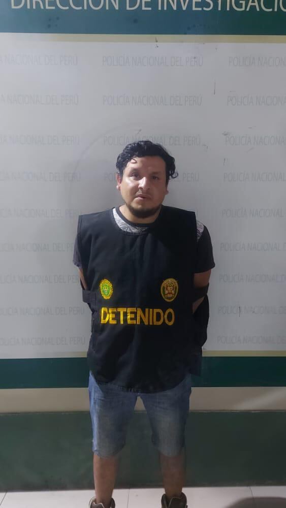 Los hermanos gemelos Rubén Darío Del Águila Salazar (33), ‘Pelón’, y Julio César, ‘Peluca’, a bordo de un viejo auto, llegaban a reconocidos grifos y se encargaban de robar extintores.