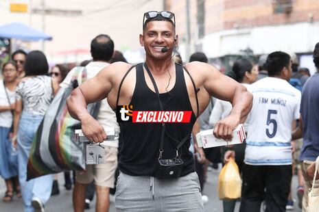 Campeón venezolano de fisicoculturismo vende artículos tecnológicos en la calle