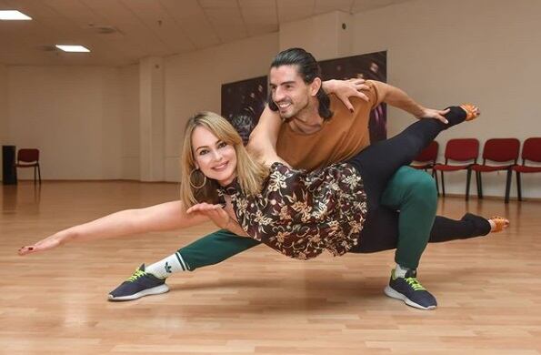 Gabriela Spanic arrasó en la pista de baile del primer programa de "Dancing with the stars", junto a su compañero Andrei Mangra (Foto: Gabriela Spanic/Instagram)