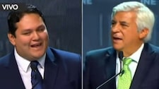 Tenso momento entre Enrique Valderrama y Fernando Olivera en el debate presidencial | VIDEO