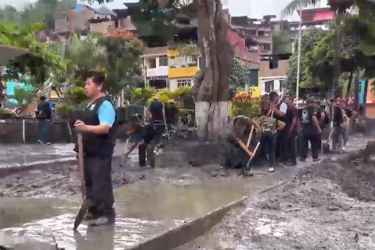 Crecida del río San Francisco provoca emergencia y bloquea carreteras en el Vraem. (Foto: Captura/América Noticias)