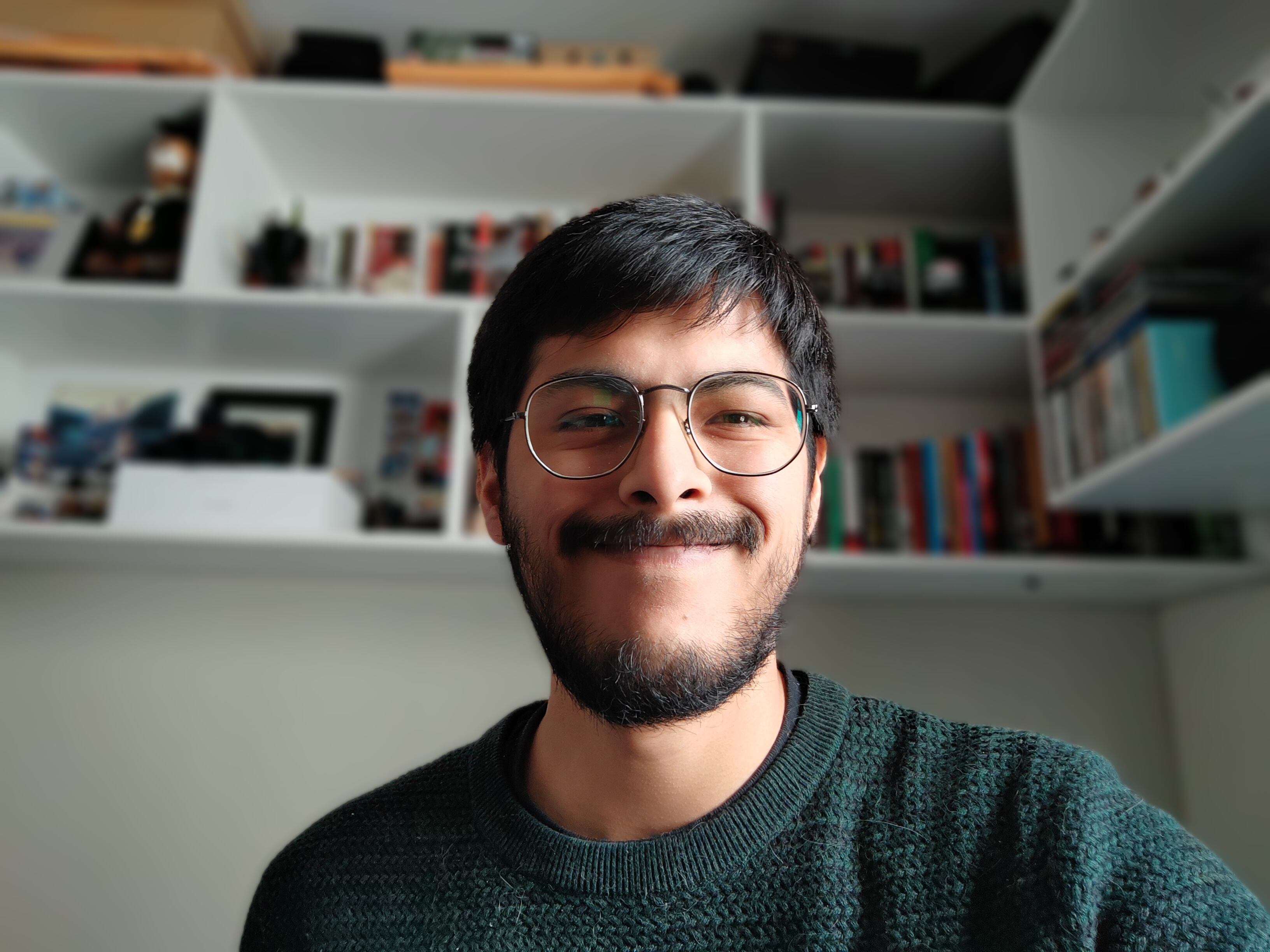 Cámara selfie con efecto bokeh.