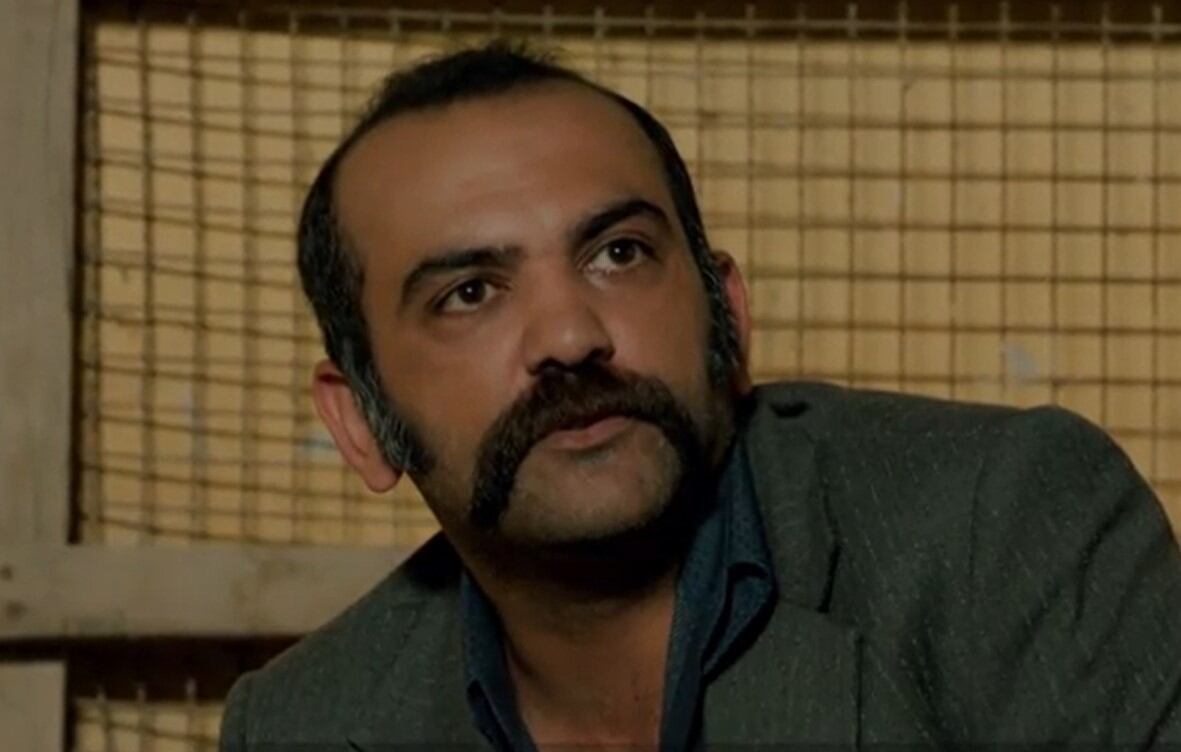 Vahap y Abdülkadir se llevan a Betül (Foto: Tims & B Productions)