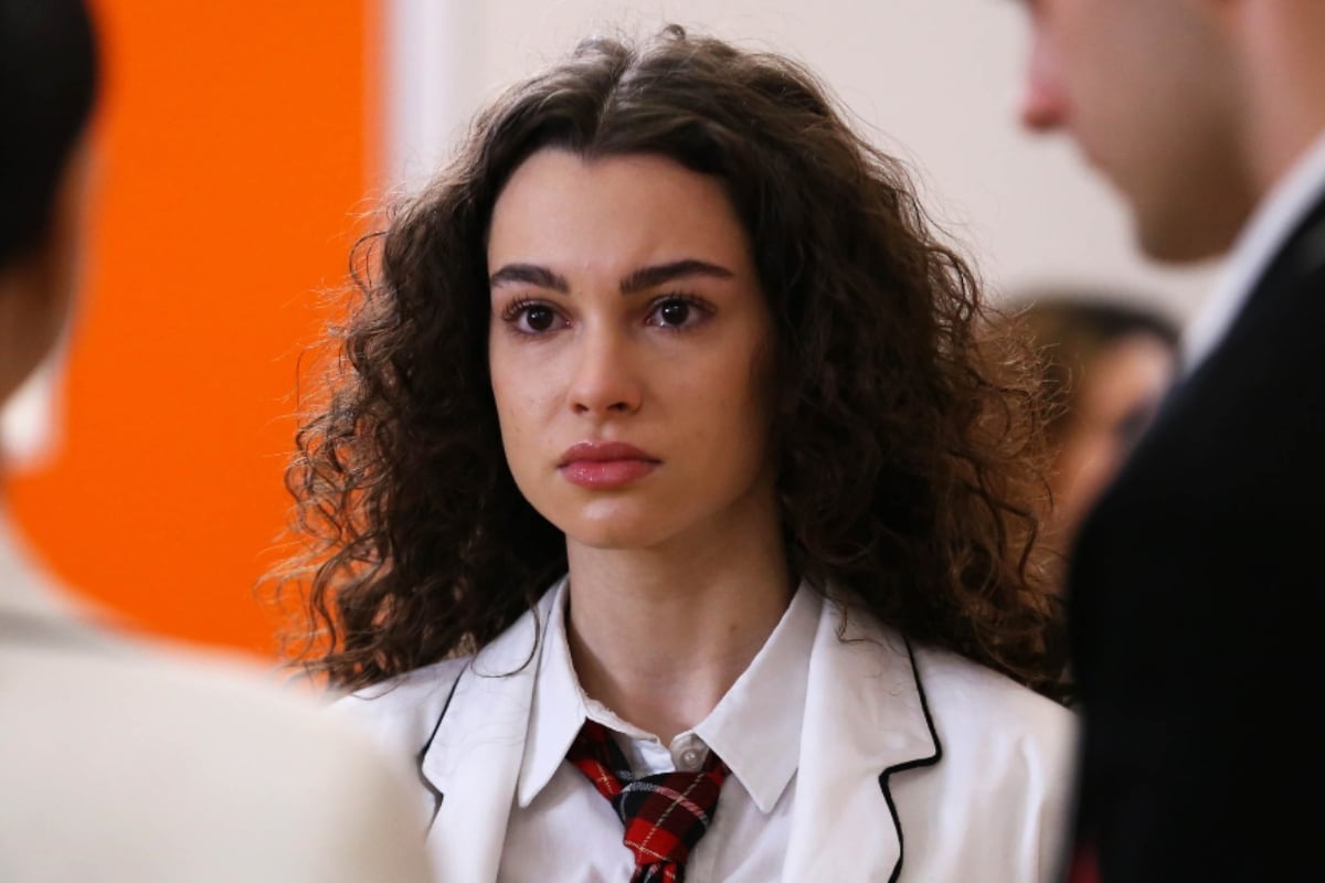 Su Burcu Yazgı Coşkun como Asiye en la serie otomana (Foto: NG Medya)