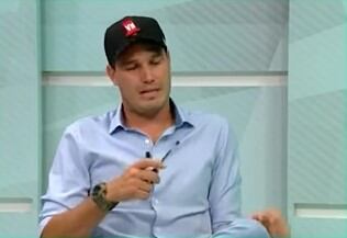 George Forsyth análisis gestos