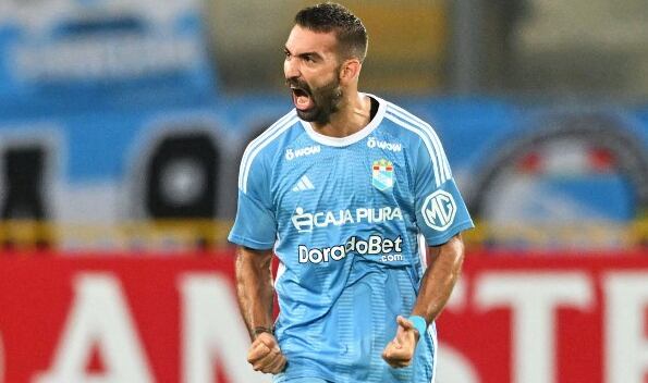 'Conejo' destaca capacidad goleadora de Martín Cauteruccio (Foto: AFP).