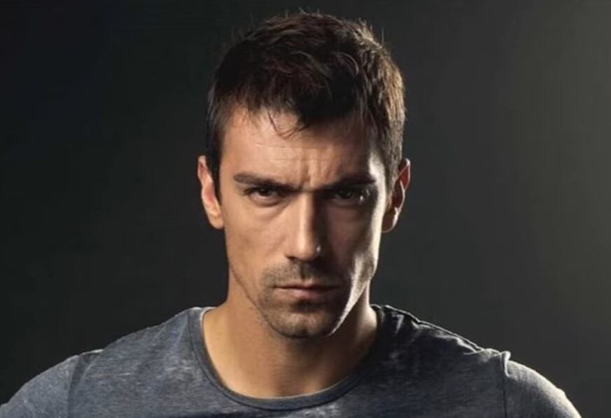 İbrahim Çelikkol ha sido reconocido por su gran actuación en "Tierra amarga" (Foto: İbrahim Çelikkol / Ins tagram)