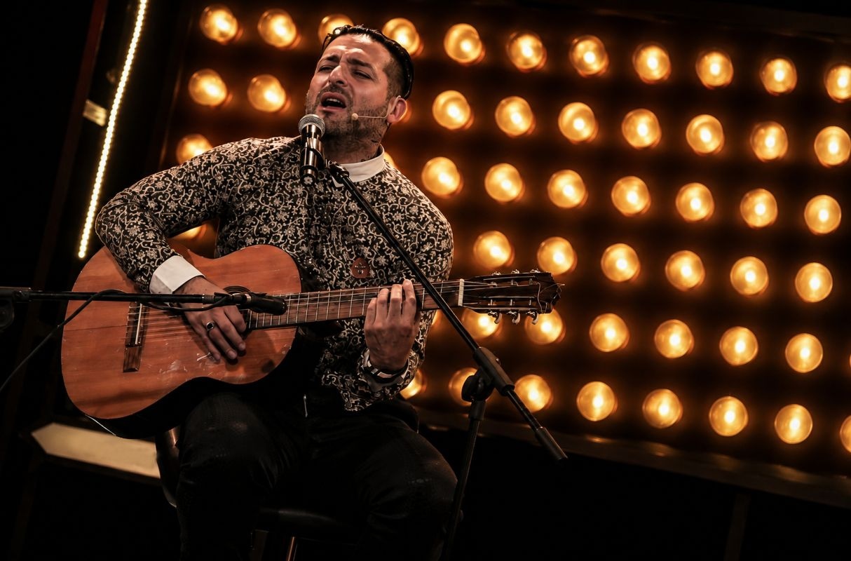 José Bracamonte estrena “Sin ti”, canción grabada con la guitarra que le regaló Pedro Suárez-Vértiz. (Foto: Difusión)