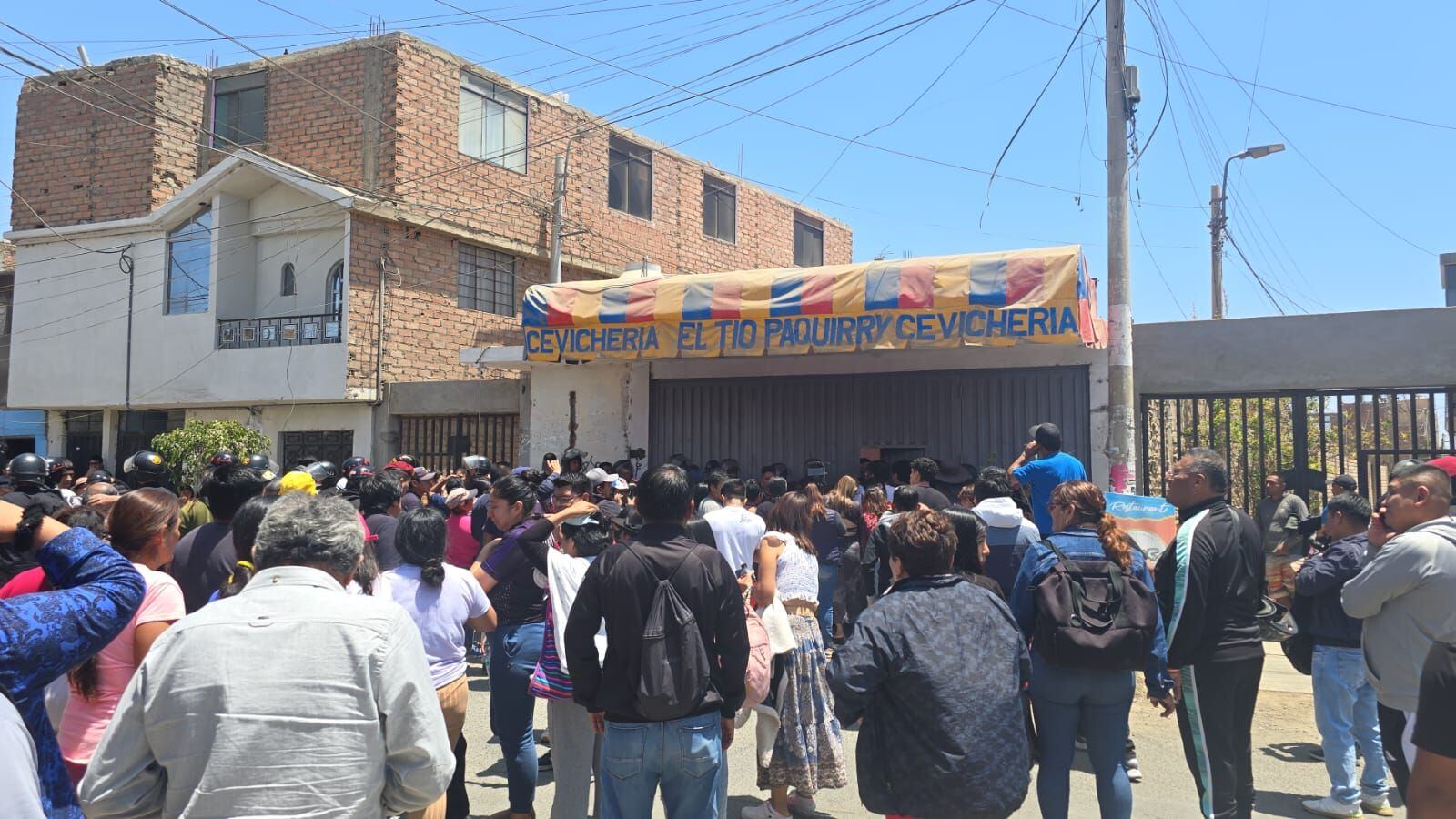 El triple crimen en la cebichería 'Tío Paquirry' ha dejado consternados a los vecinos de Huacho.