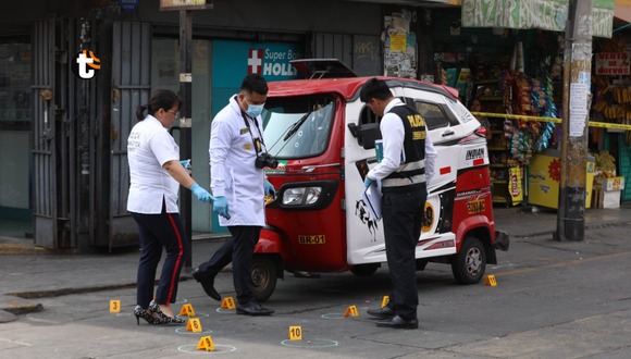 TROME | Asesinan a mototaxista frente al Metro de Alfonso Ugarte (Twitter Roger García)
