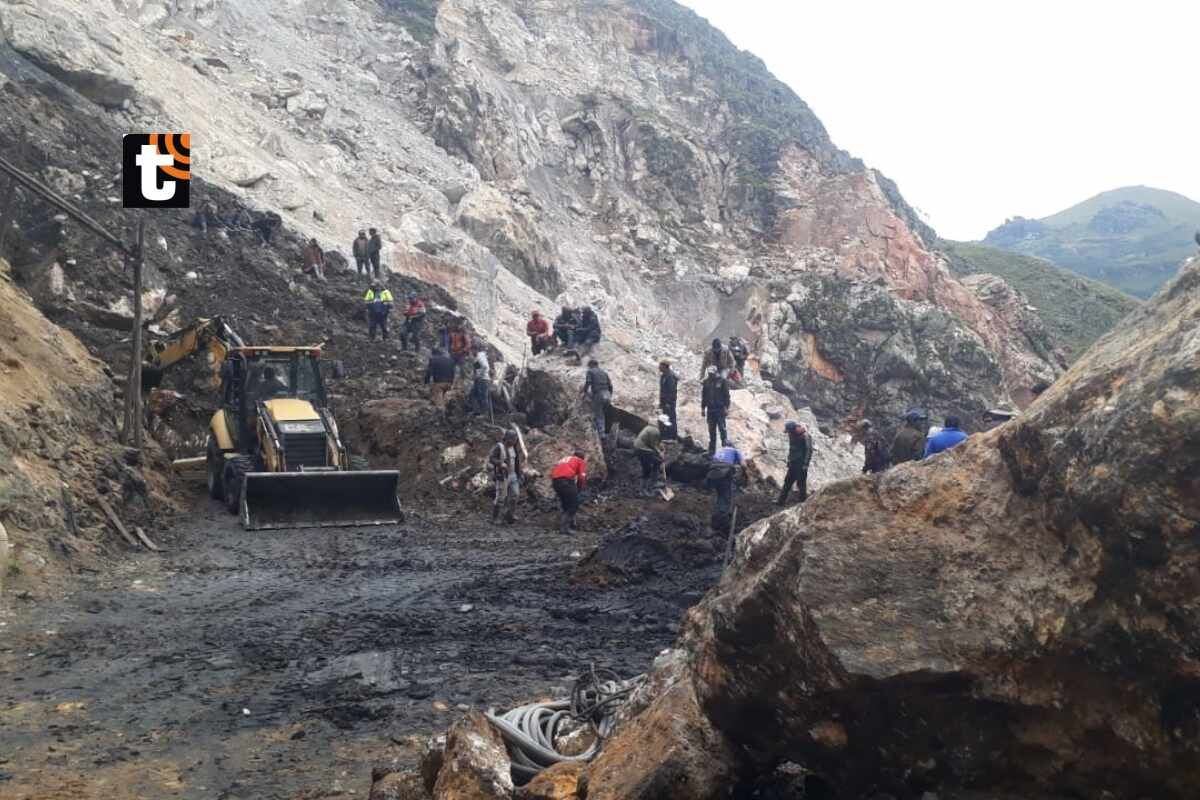 Mineros fueron rescatados con vida. (@gec)