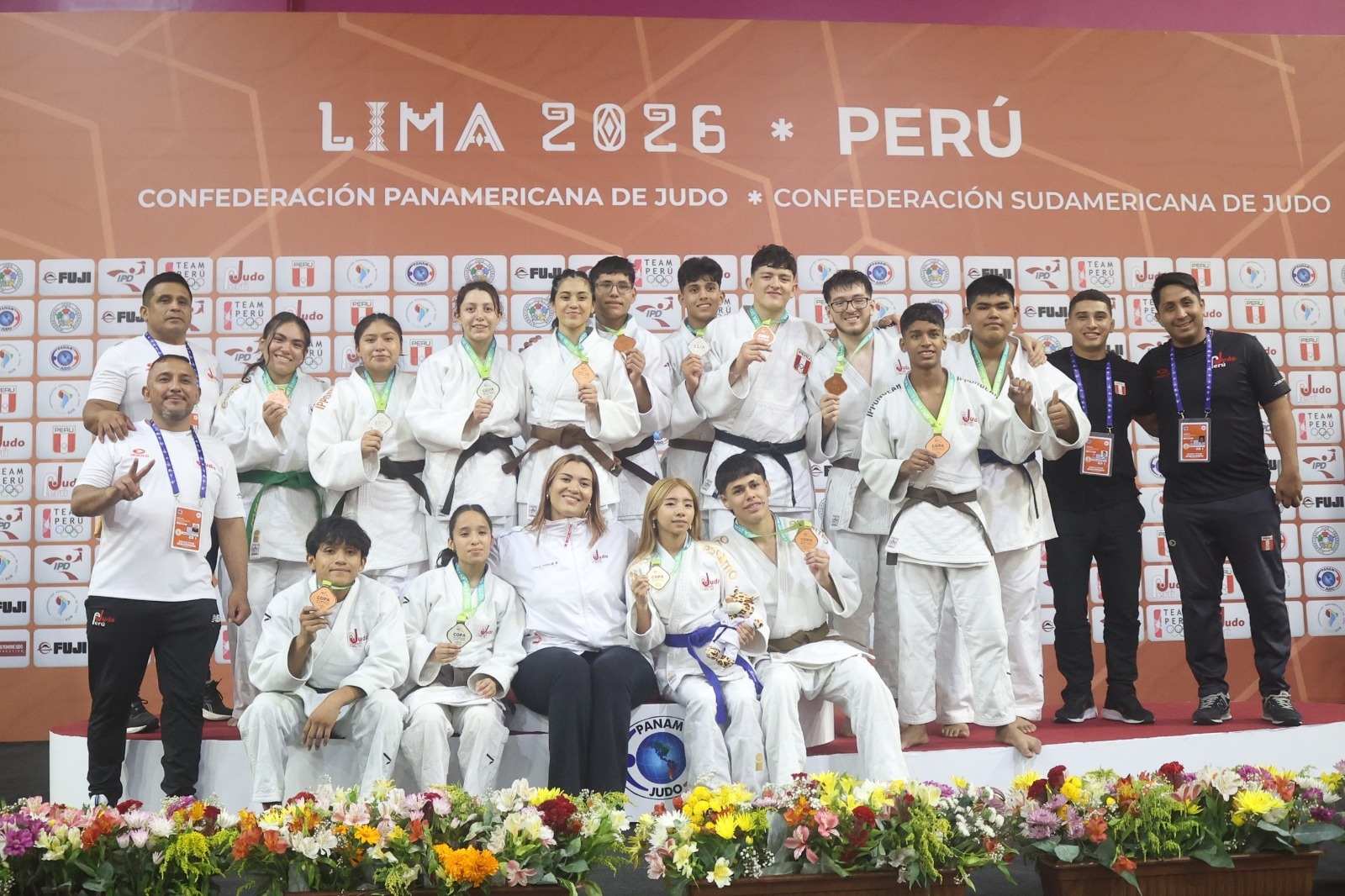 Dejaron en alto el nombre del Perú
