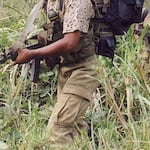 ¡Indignación en Amazonas! Investigan a dos soldados por presuntos tocamientos a adolescentes en residencia escolar