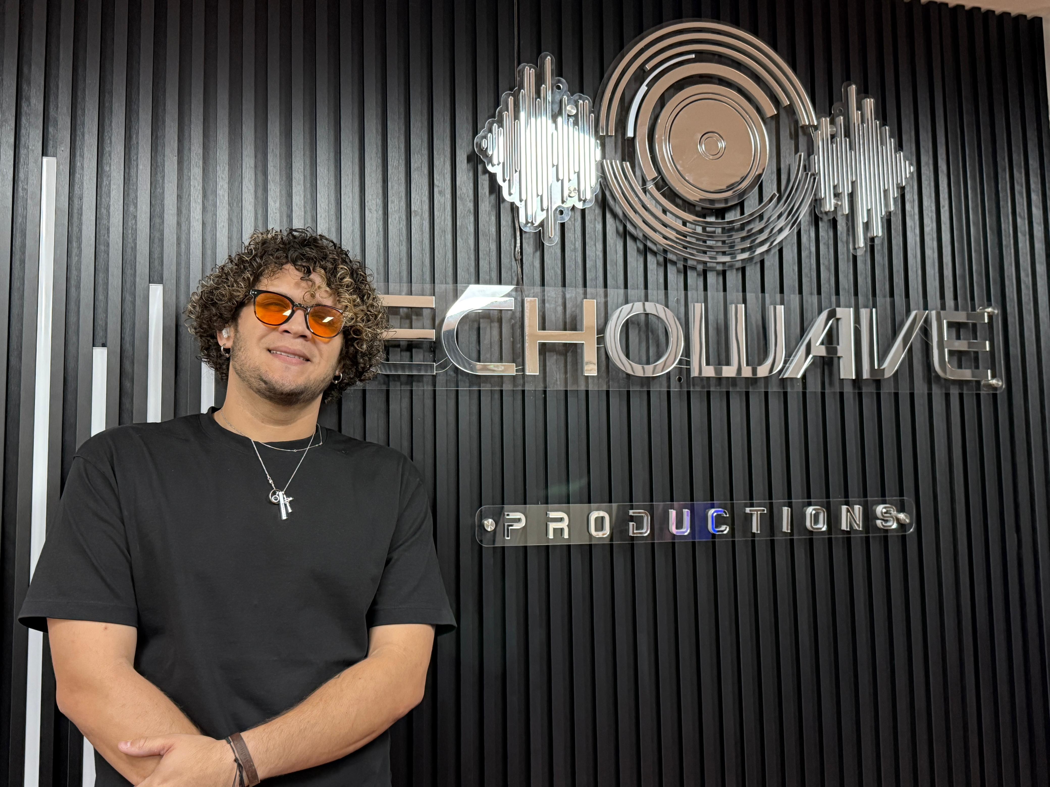 Músico inició a popular 'Madame' en los videoclips