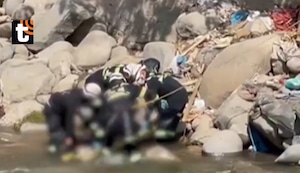 ¡Terror en Chosica! Vecinos hallan cadáver de hombre flotando en el río Rímac