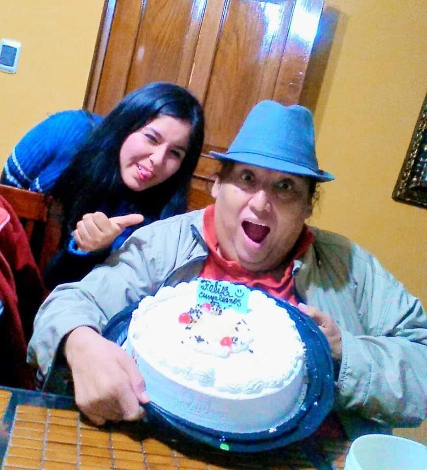 Fiorella junto a su padre, Tongo. Foto: Facebook.