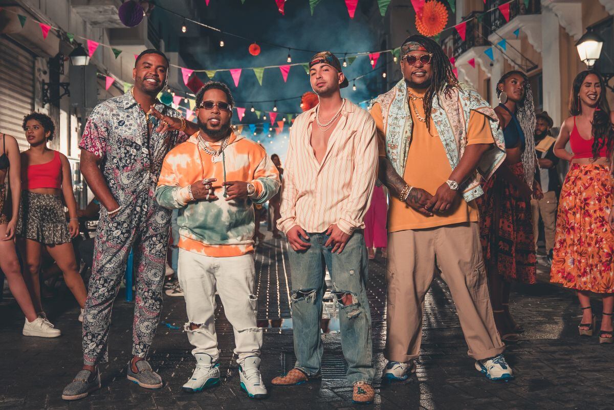 Justin Quiles junto a Zion & Lennox