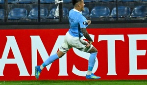 El ‘Santi’ González anota un GOLAZO en el duelo entre Sporting Cristal y Junior de Barranquilla | VIDEO