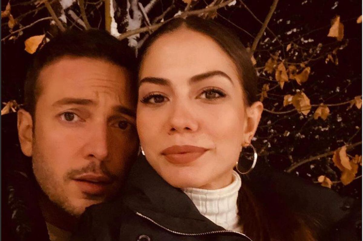 Demet Özdemir y Oğuzhan Koç antes de terminar su relación sentimental. (Foto: Demet Özdemir / Instagram)
