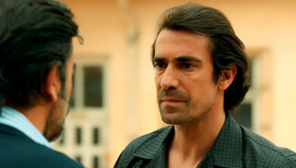 El actor İbrahim Çelikkol como Hakan Gümüşoglu en la telenovela turca "Tierra amarga" (Foto: Tims & B Productions)