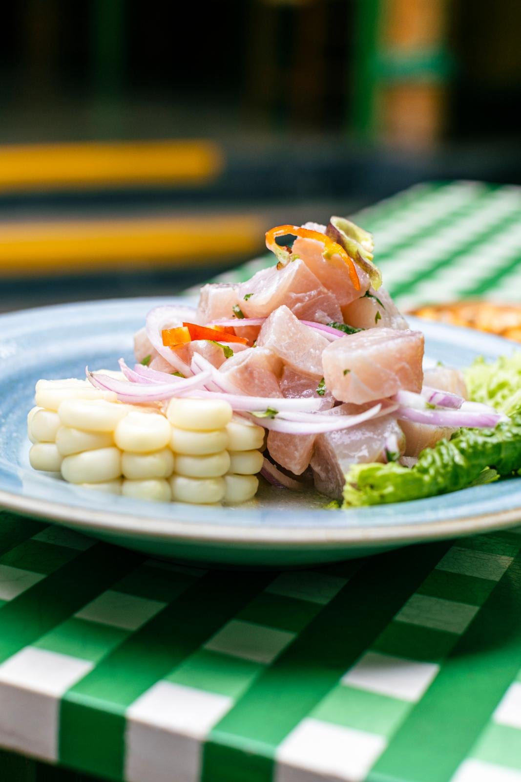 El cebiche es uno de los platos clásicos y es el favorito de los turistas y locales. Foto: Mario Zapata.