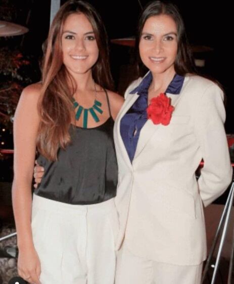 Según contó Natalia en esa conversación, un tiempo atrás su hija trabajó con la cadena hispana Telemundo, pero decidió abandonar su carrera para dedicarse a sus estudios (Foto: Natalia Ramírez/ Instagram)