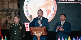 Ministro de Defensa, Amadeo Flores Carcagno, dirigiendo la XVII Conferencia de Ministros de Defensa de las Américas (CMDA), que se llevó a cabo en Cusco.