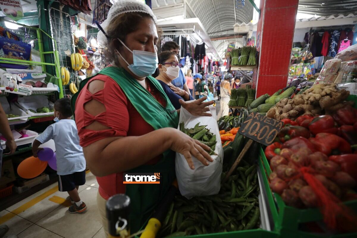 "La explicación de esa alza de precios es básicamente de contexto internacional. A nivel interno afectan temas de gestión, como la escasez de urea", señaló Mónica Muñoz-Nájar/ Redes, (Entrevista: Isabel Medina / Trome)
