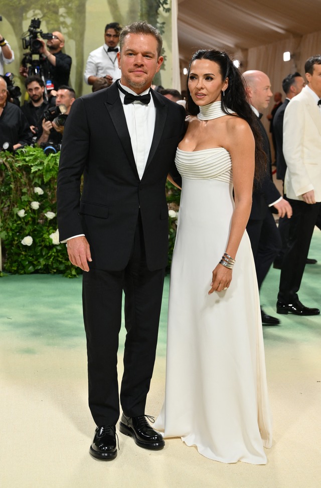 MET Gala 2024: Matt Damon y su esposa Luciana Damon (Foto: Angela Weiss / AFP)